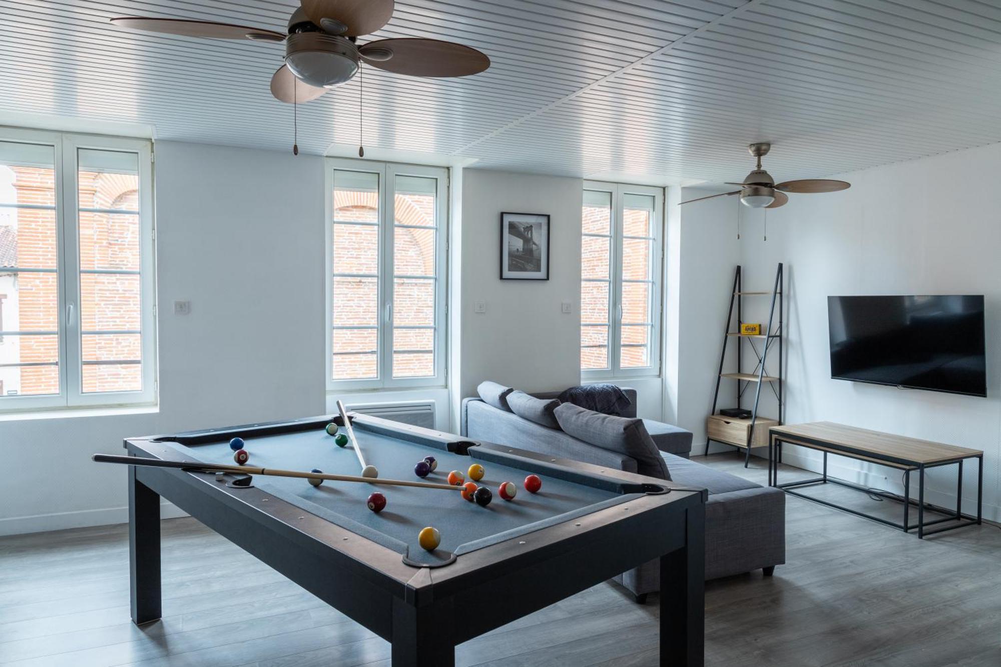 Grand Duplex Avec Billard Apartment Villeneuve-Tolosane Ngoại thất bức ảnh