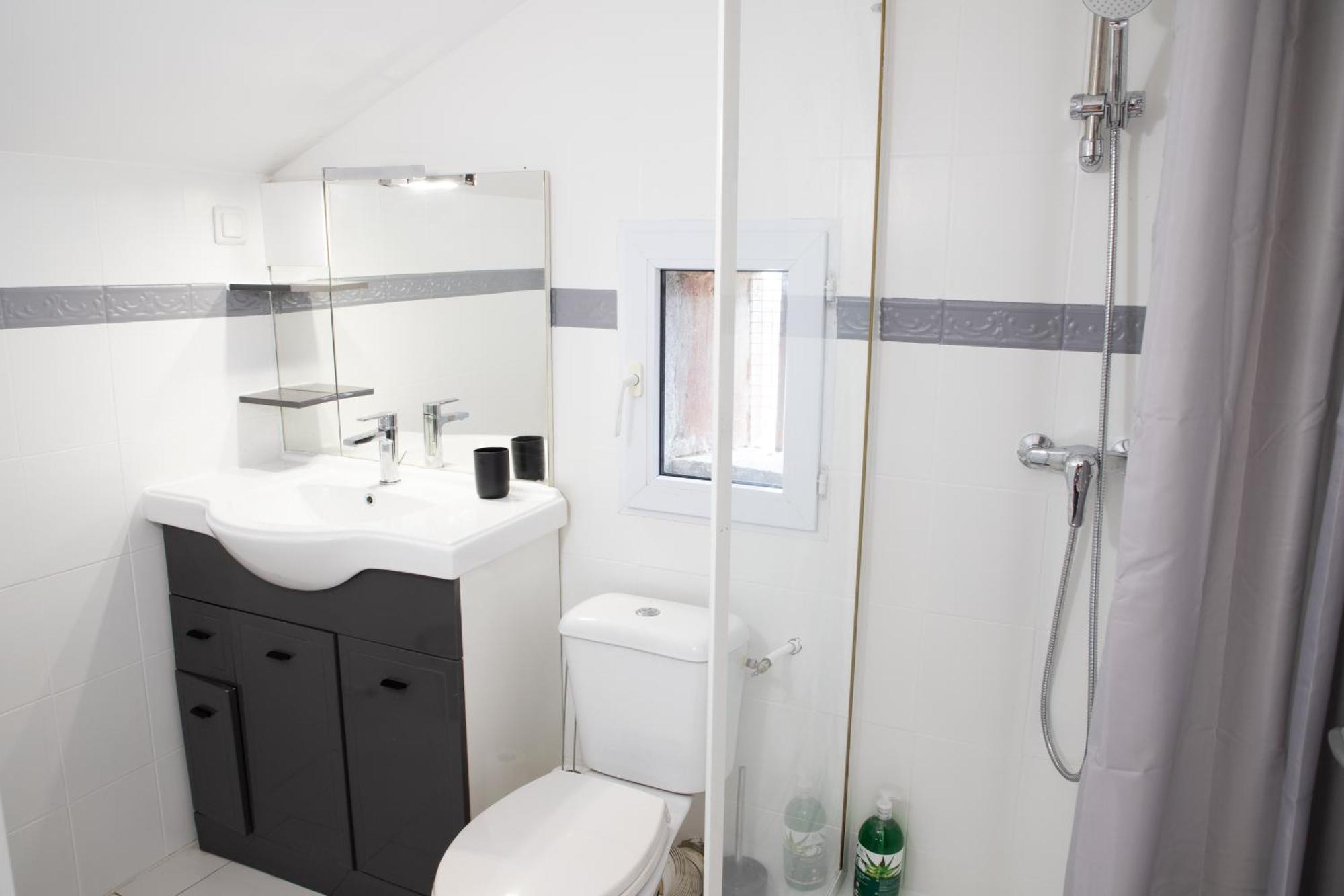 Grand Duplex Avec Billard Apartment Villeneuve-Tolosane Ngoại thất bức ảnh